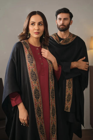 Manto's Unisex Black Acrylic Cape with Urdu Calligraphy