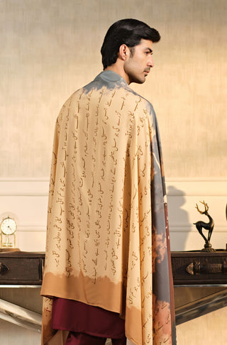 Manto's Unisex Khat Odhni featuring Urdu Calligraphy Throughout