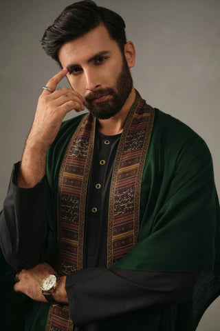 Manto's Unisex Green Acrylic Cape featuring Urdu Calligraphy printed on the border