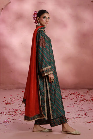 Dil Aara (Adorner of Heart) Set