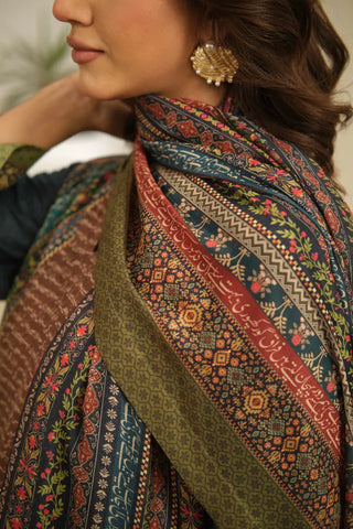 Manto Women's Printed Green Dupatta with Urdu Calligraphy
