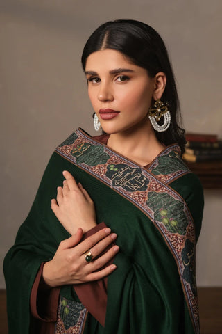 Manto's Unisex Green Wrap around Style Cape with Urdu Calligraphy