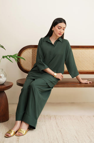 Raya Solid Green Co-ord set is made from ultra-soft wash and wear material featuring short shirt with collar and placket details and shalwar with relaxed fit