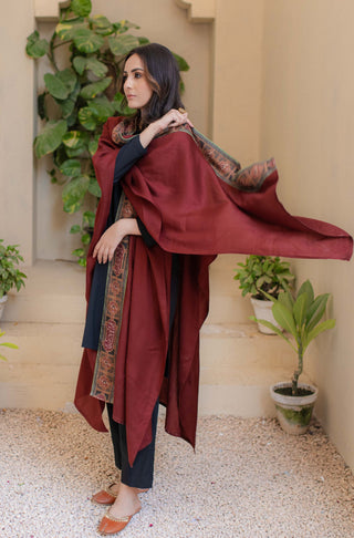 Talaash (Search) - Maroon and Green Cape