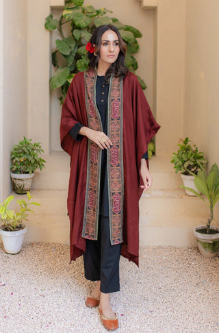 Talaash (Search) - Maroon and Green Cape