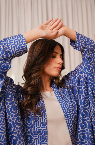 Shopmanto, wear manto, manto clothing brand, manto pakistan, ladies clothing brand, urdu calligraphy clothing, ladies outerwear cape shrug, wear manto women blue and beige front open soft crepe upper cape Ayra shrug with urdu calligraphy