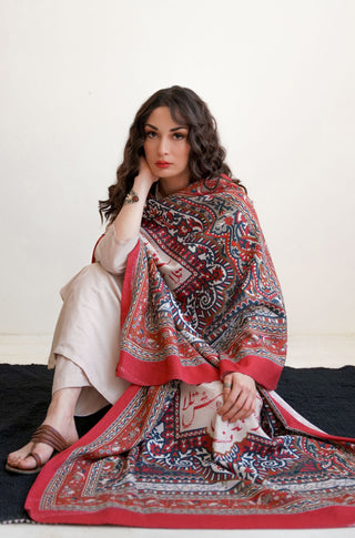 Talaash (Search) Odhni - Beige & Red