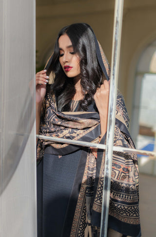 Shopmanto, wear manto, manto clothing brand, manto pakistan, ladies clothing brand, urdu calligraphy clothing, manto black jacquard taj mahal two piece co-ord set with urdu calligraphy and story of mumtaz and shah jahan, manto winter collection, manto jacquard collection, jacquard kurtas